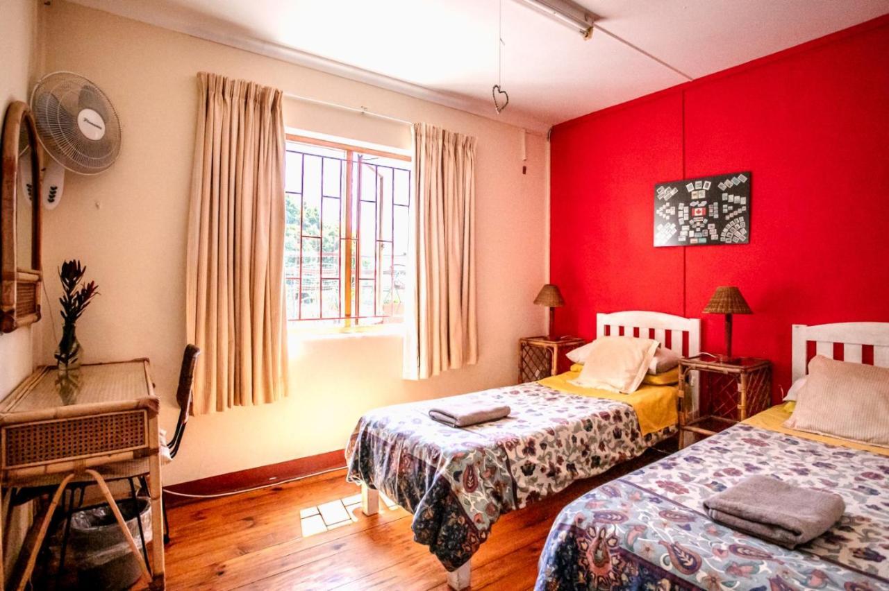 Zoete Inval Hostel Hermanus Exterior photo